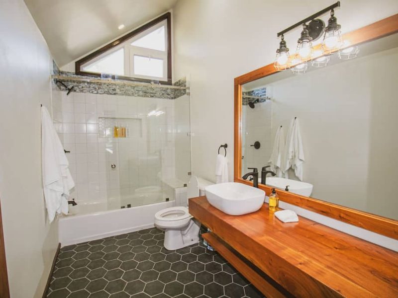 Casa Tortuga bathroom