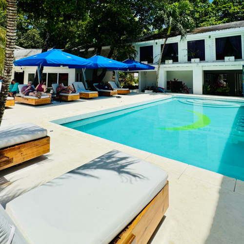 beachfront roatan vacation packages