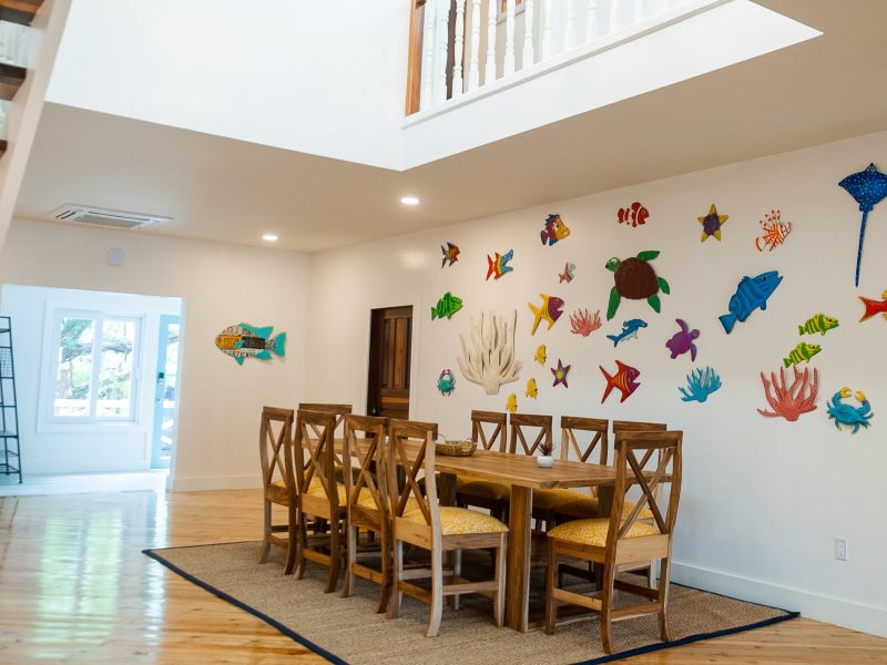Villa rosa hall
