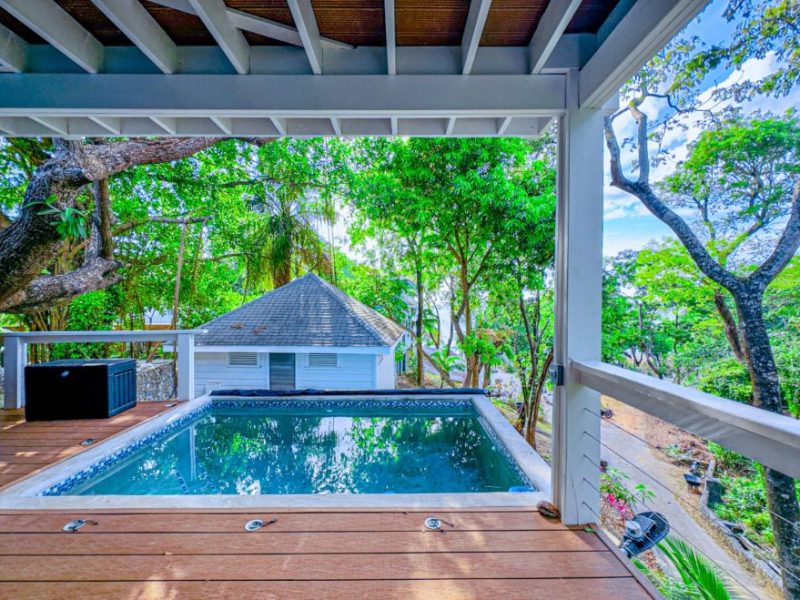 roatan luxury villas casa de chicas 1